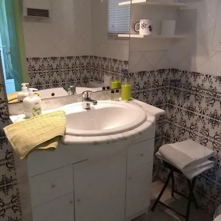 Les Alicantes Guest house 3*